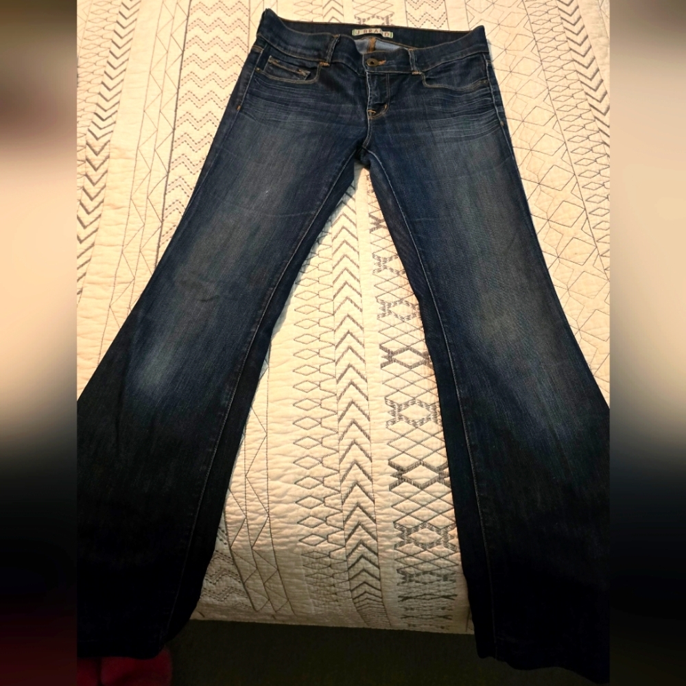 JBrand Heartbreaker Flare Jeans. Size 28
